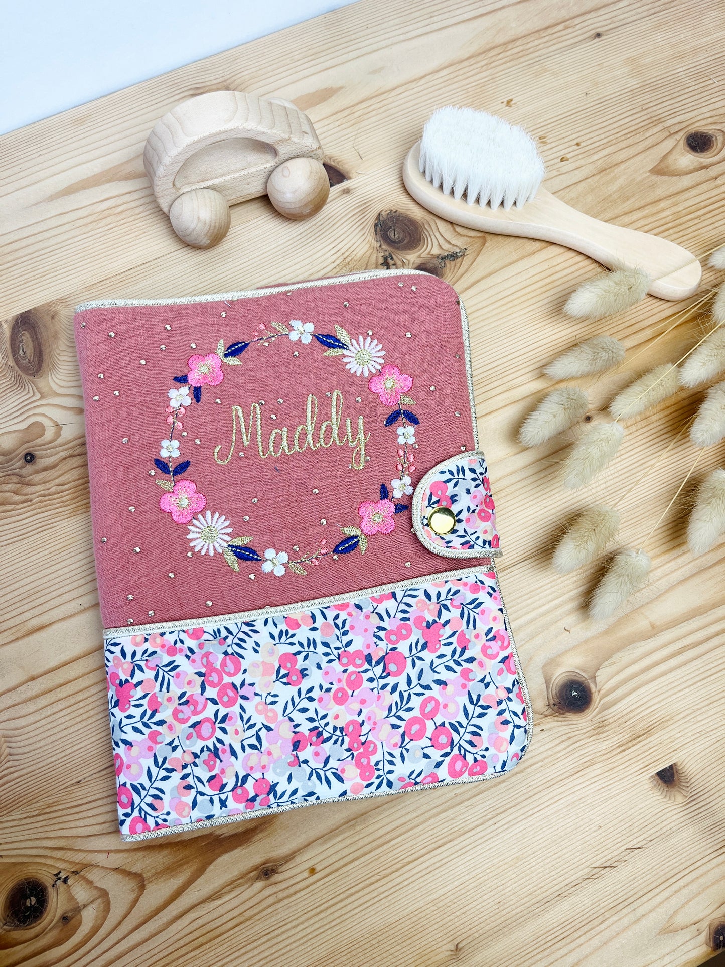 Protège carnet marsala et couronne florale ✨