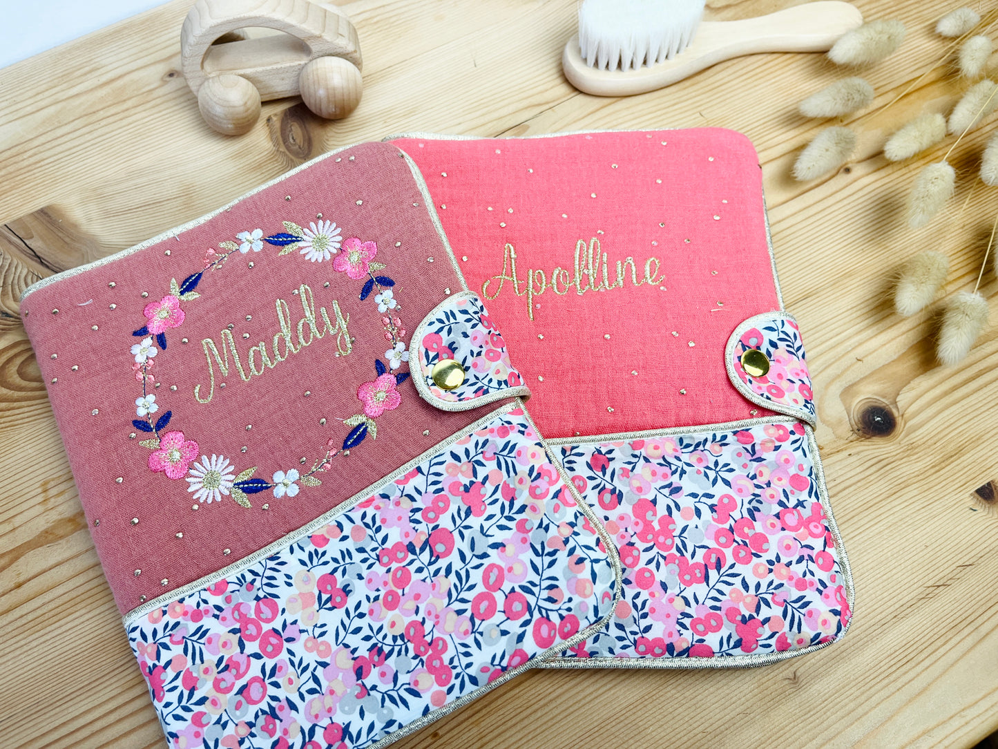 Protège carnet marsala et couronne florale ✨
