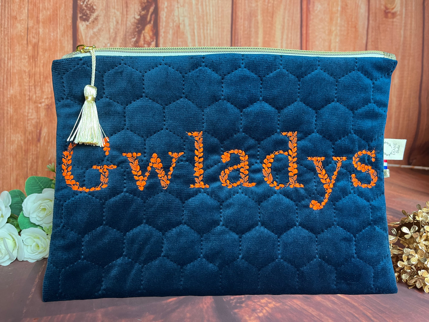 Babette la pochette plate souple velours marine prénom feuillage