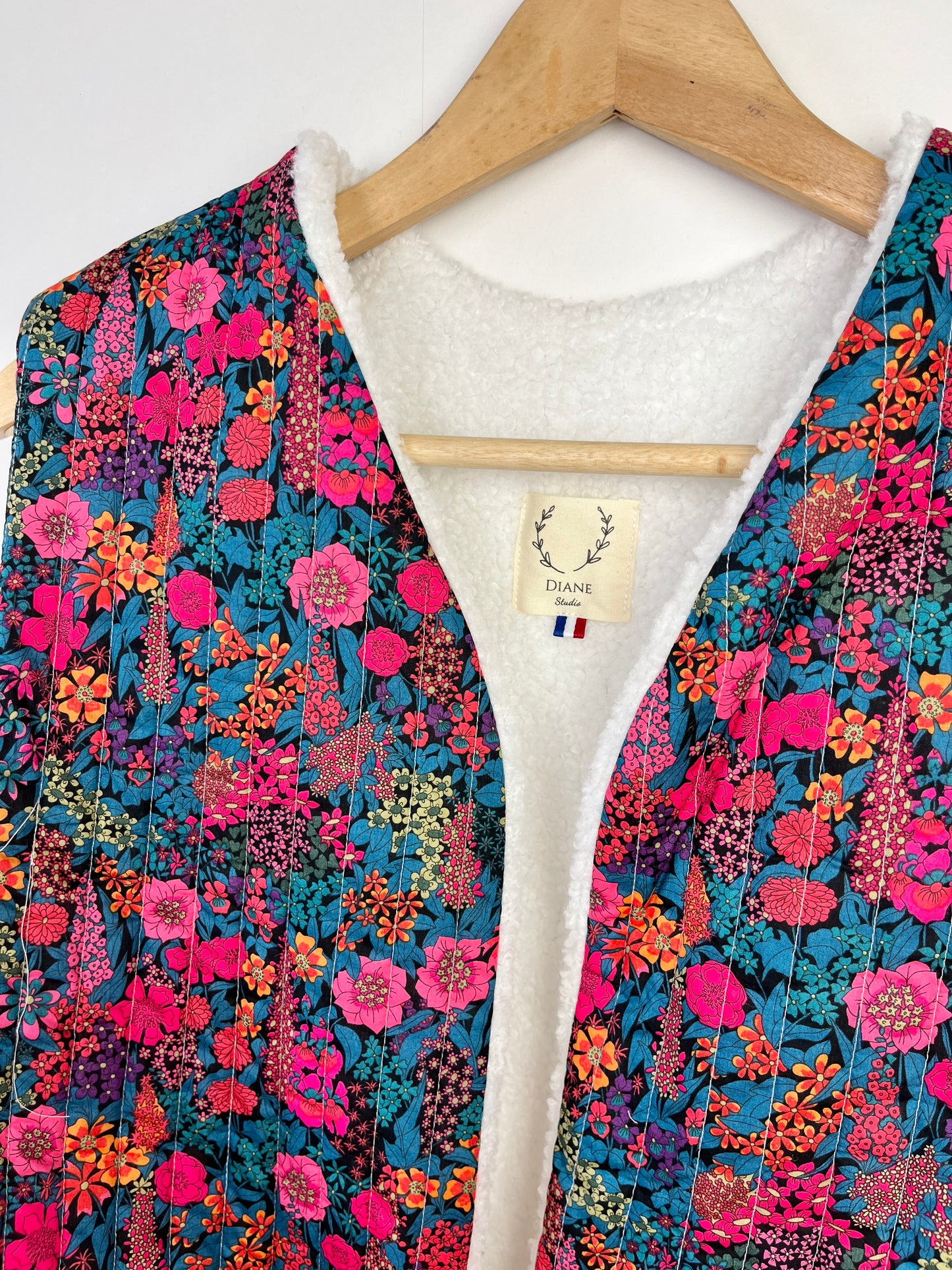 Le gilet Albane Adulte Liberty Ciara