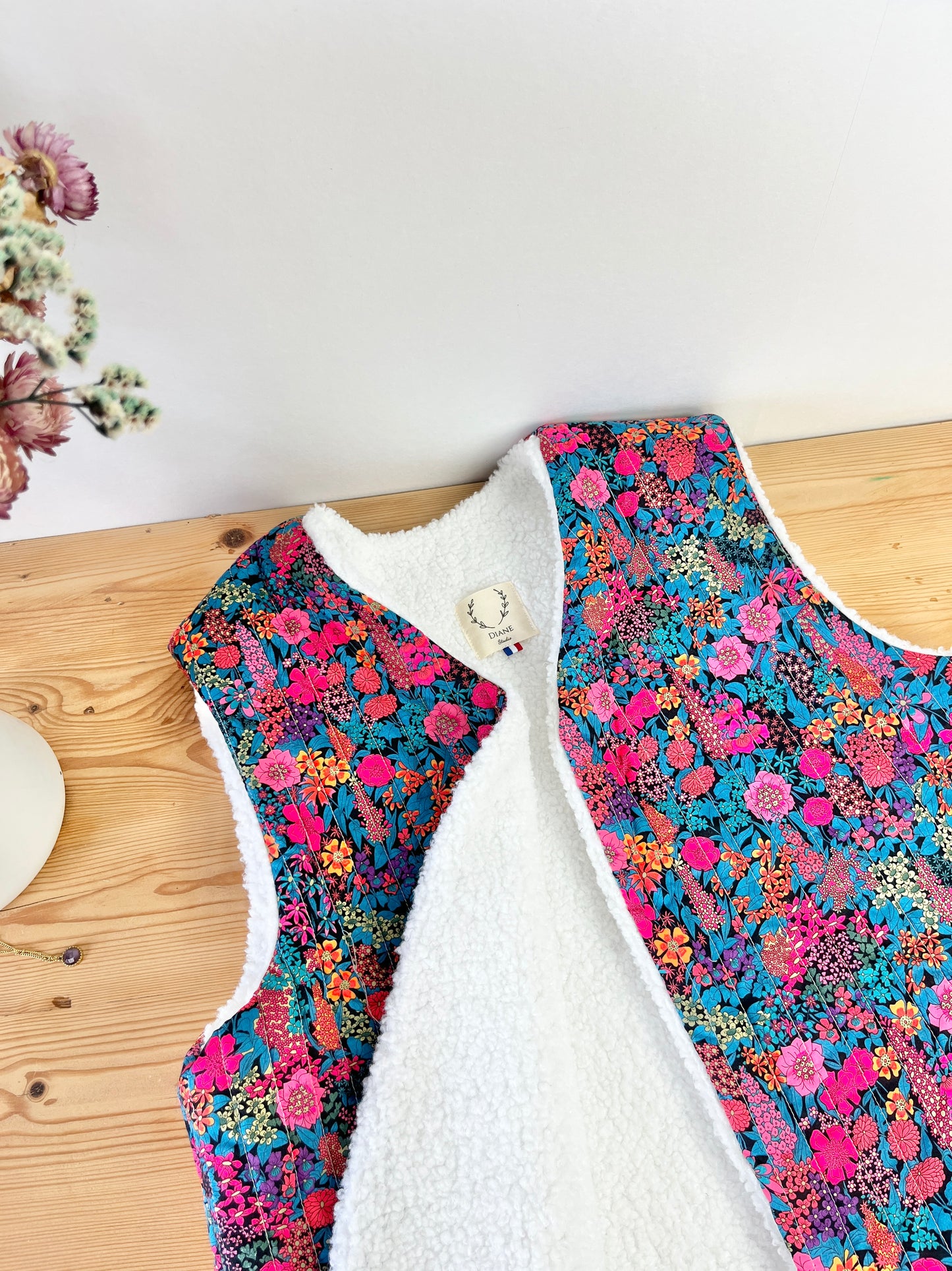 Le gilet Albane Adulte Liberty Ciara