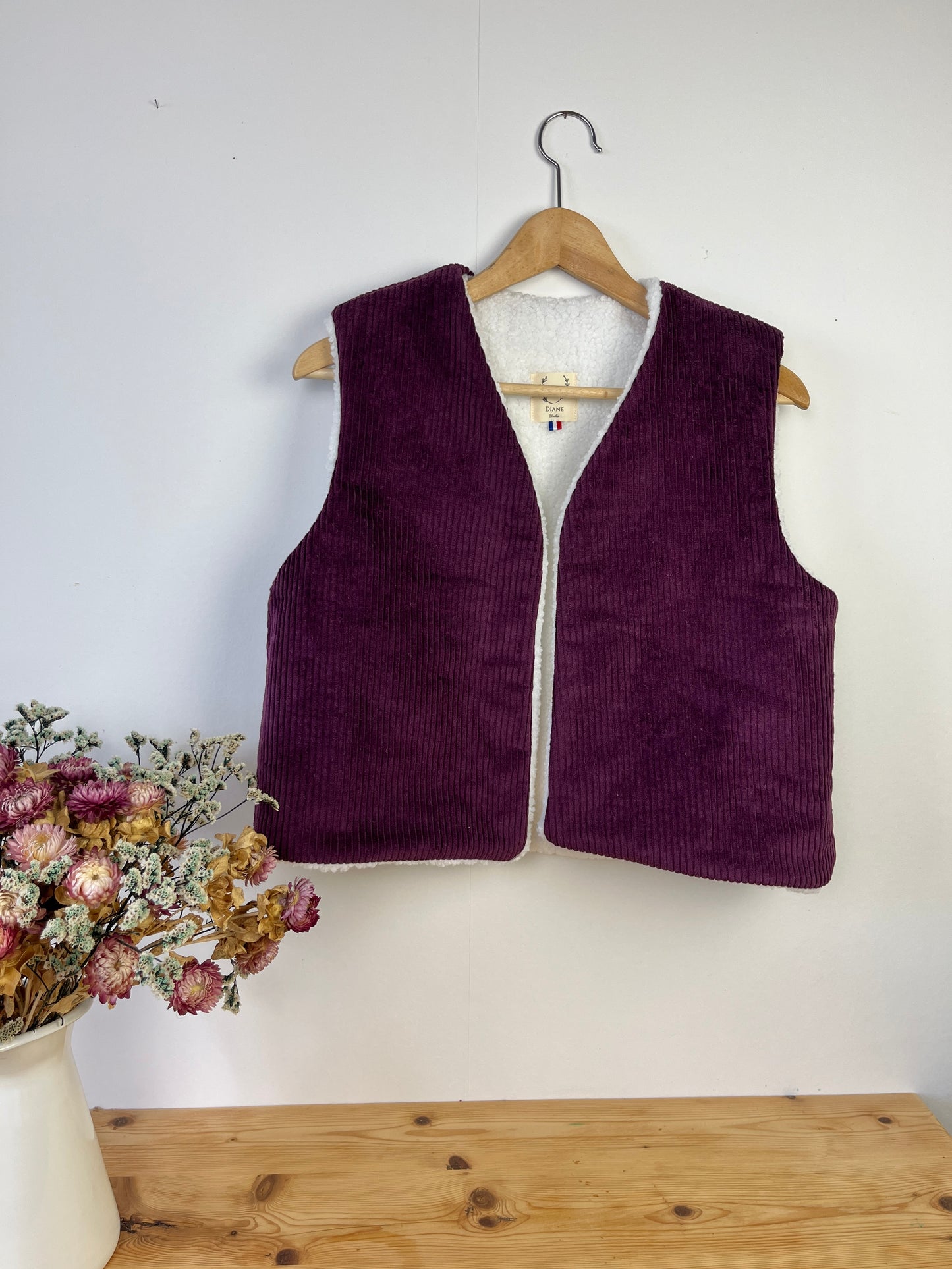 Le gilet Albane adulte velours prune