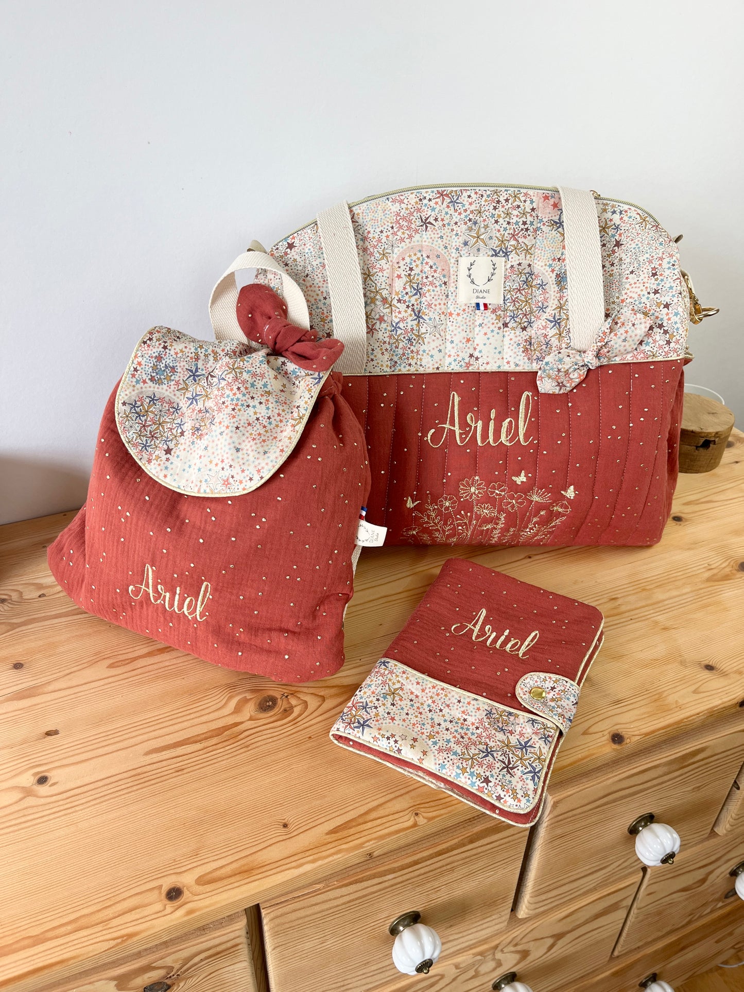 Aimé le sac à langer matelassé tomette et Liberty Adelajda