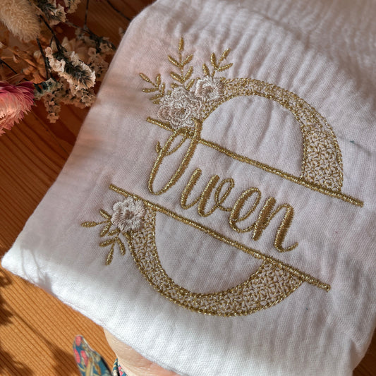 Lace initial and first name