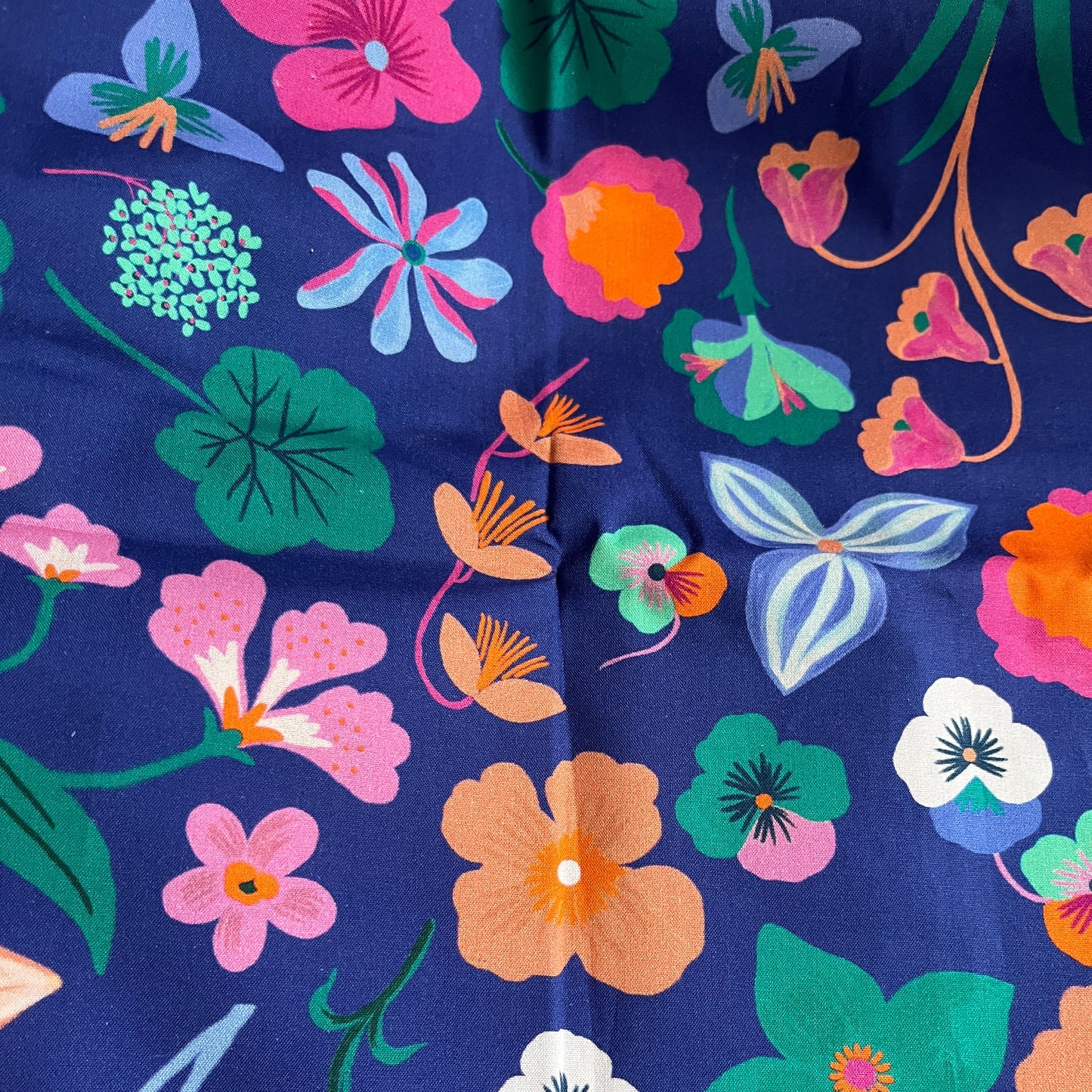 Coupon 60cm fleuri nerida hansen