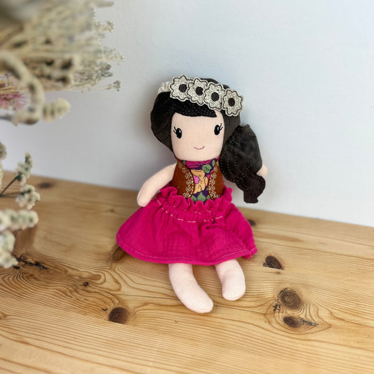NOUVEAU : Chloé, la poupée décorative