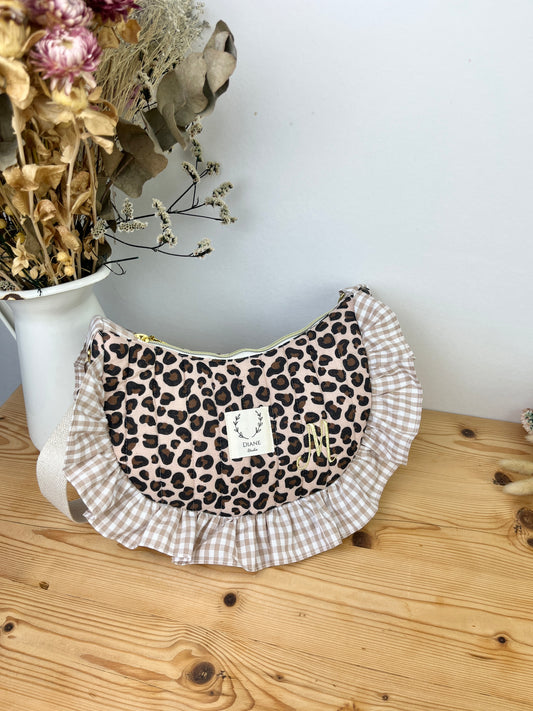 Milan le sac croissant matelassé léopard et vichy beige
