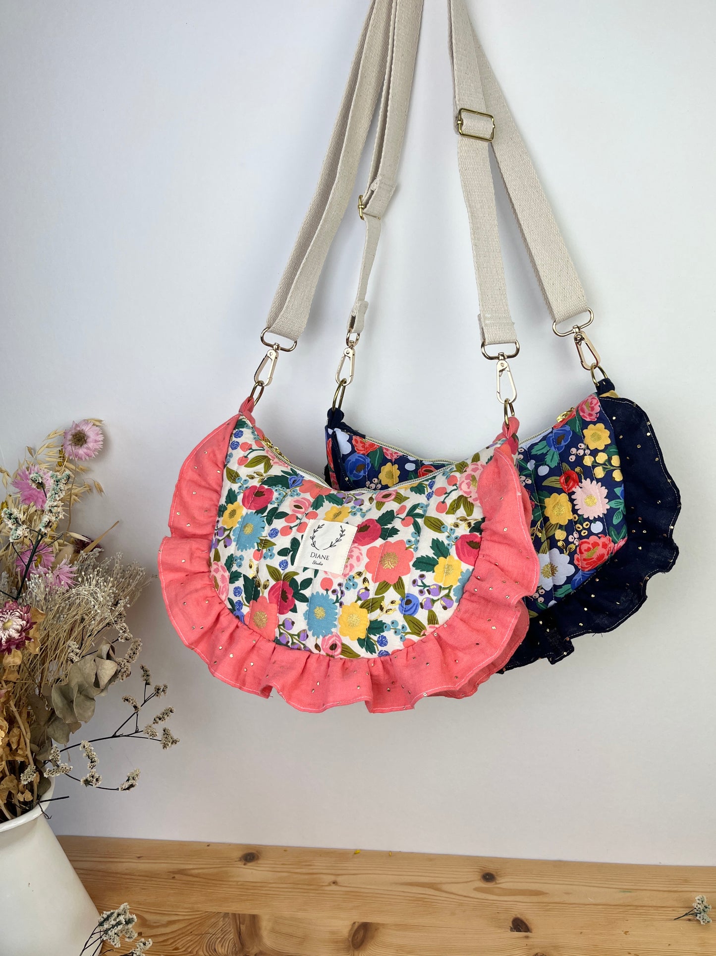 Milan le sac croissant matelassé vintage garden crème