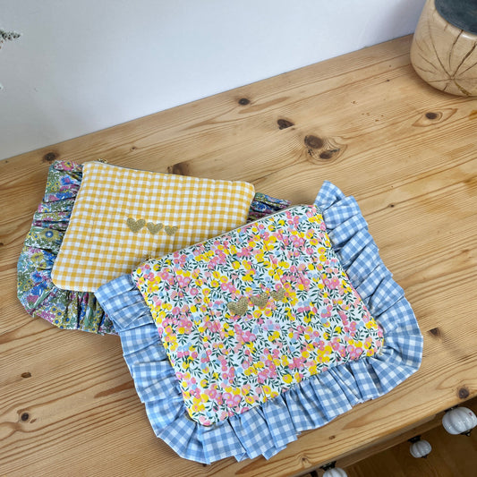 Pochette Jeanne Liberty wiltshire aurore et coeurs dorés