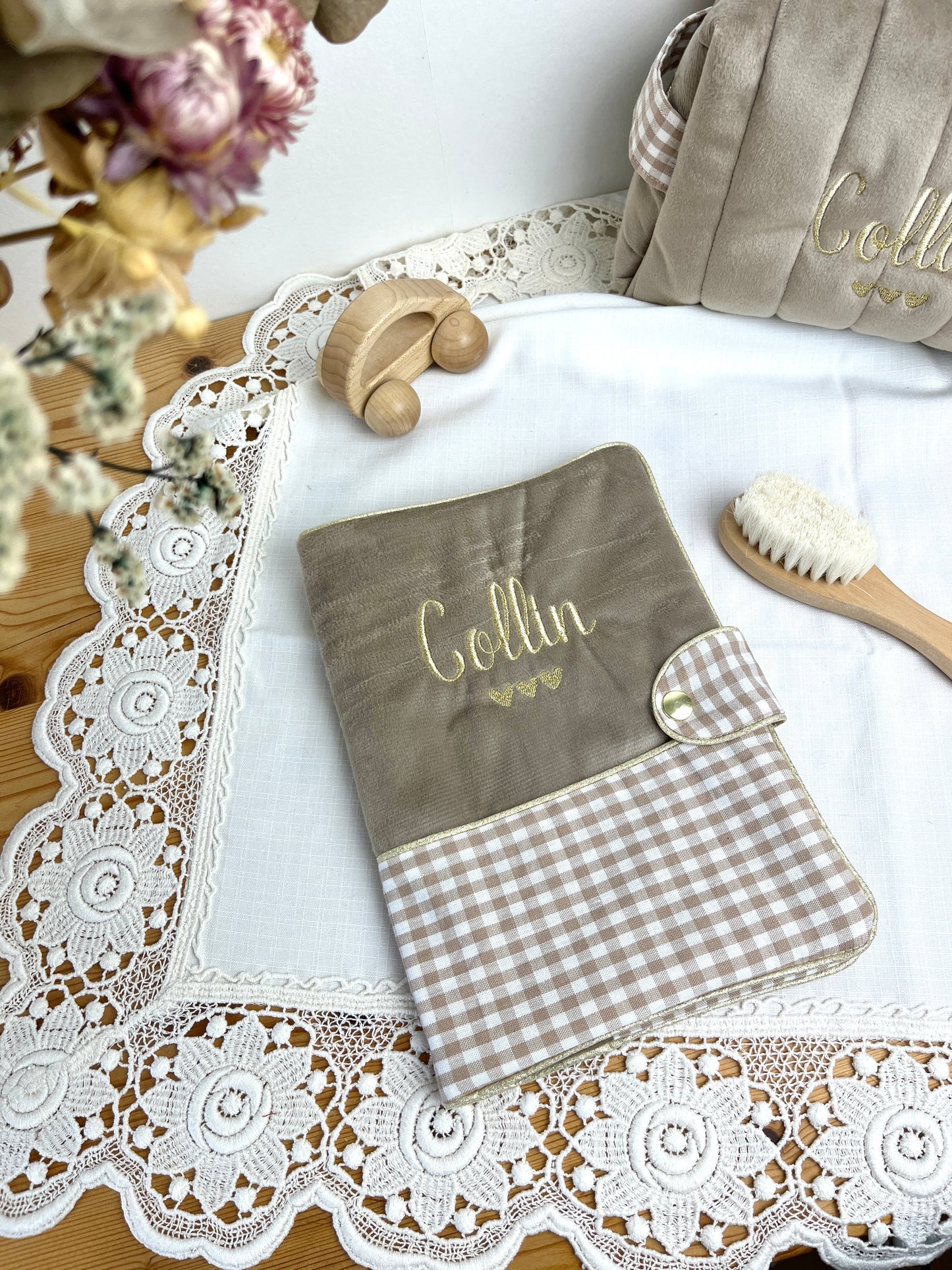 NOUVEAU Ensemble : Trousse de toilette, couverture, et protège carnet personnalisable