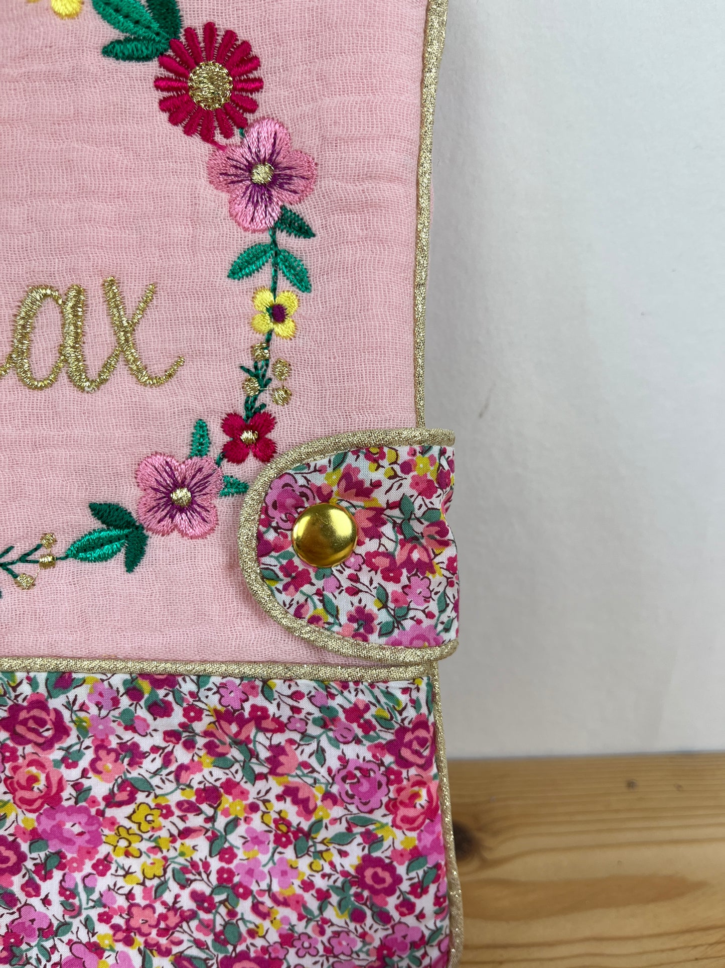 Protège carnet rose et Liberty Emma