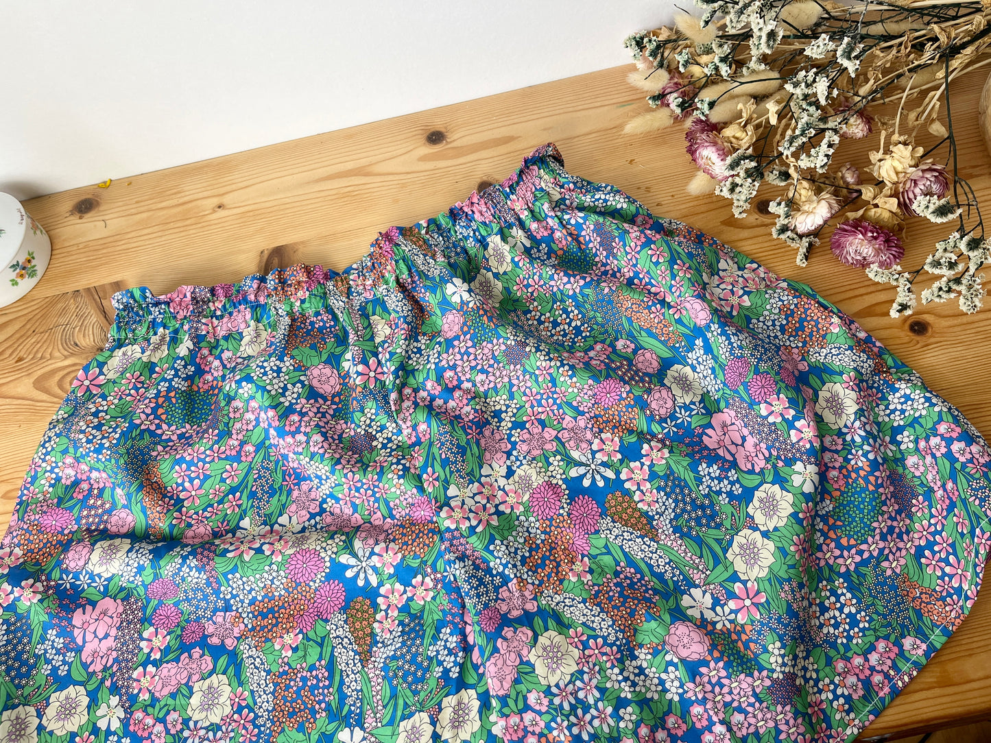 Isaure le short rétro taille haute coton fleuri ciara pervenche