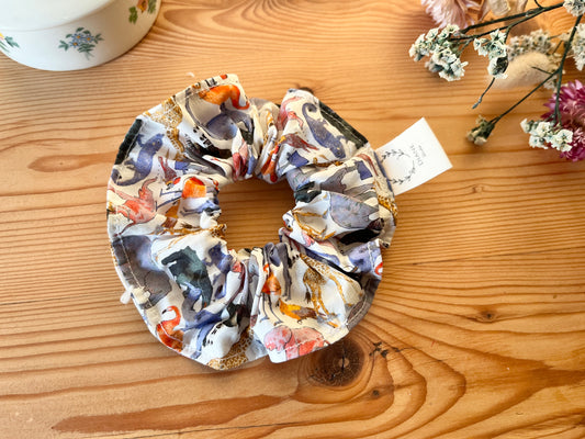 Chouchou Liberty of London queue for the zoo