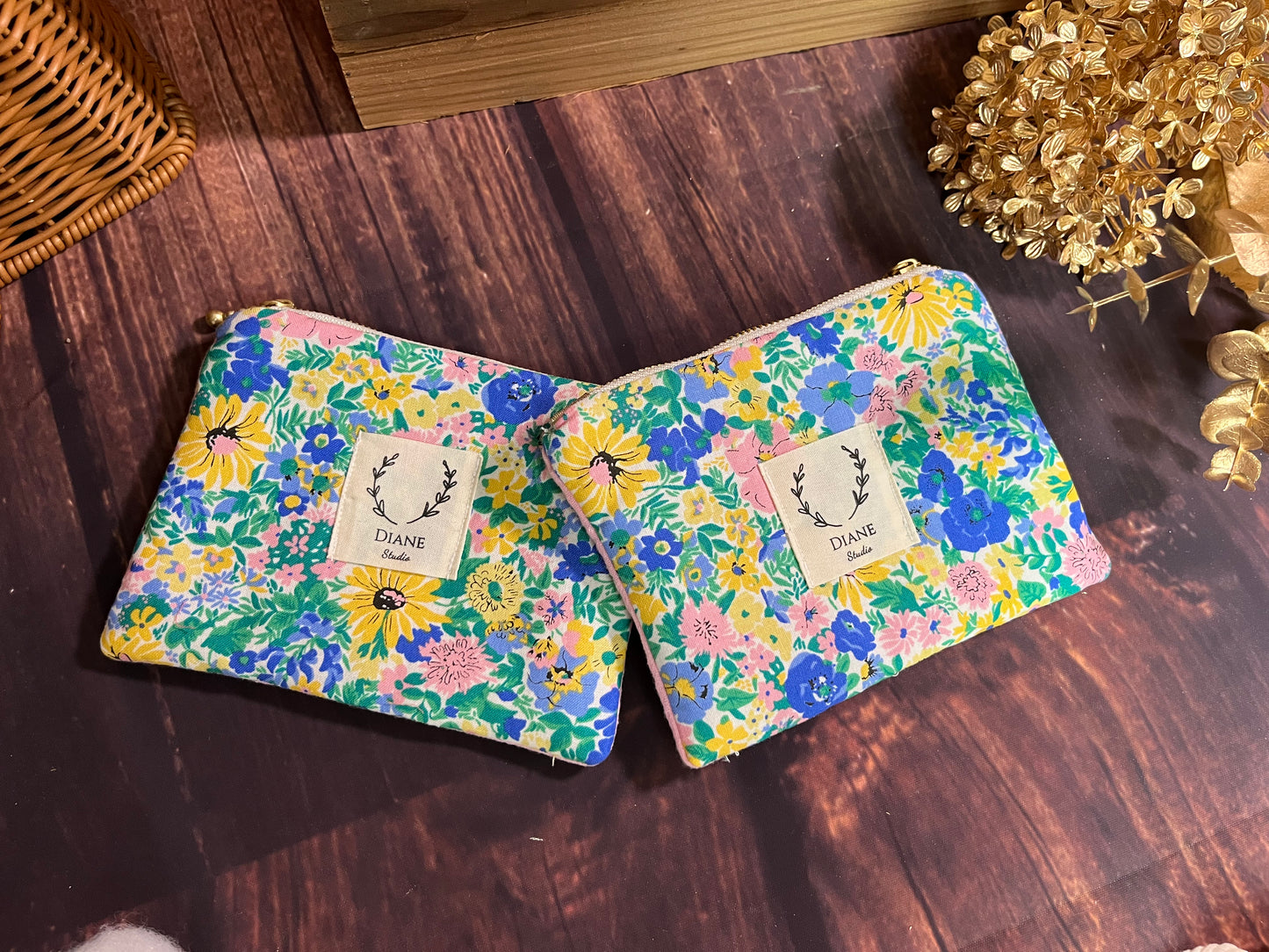 Babette la pochette plate souple Malvern meadow