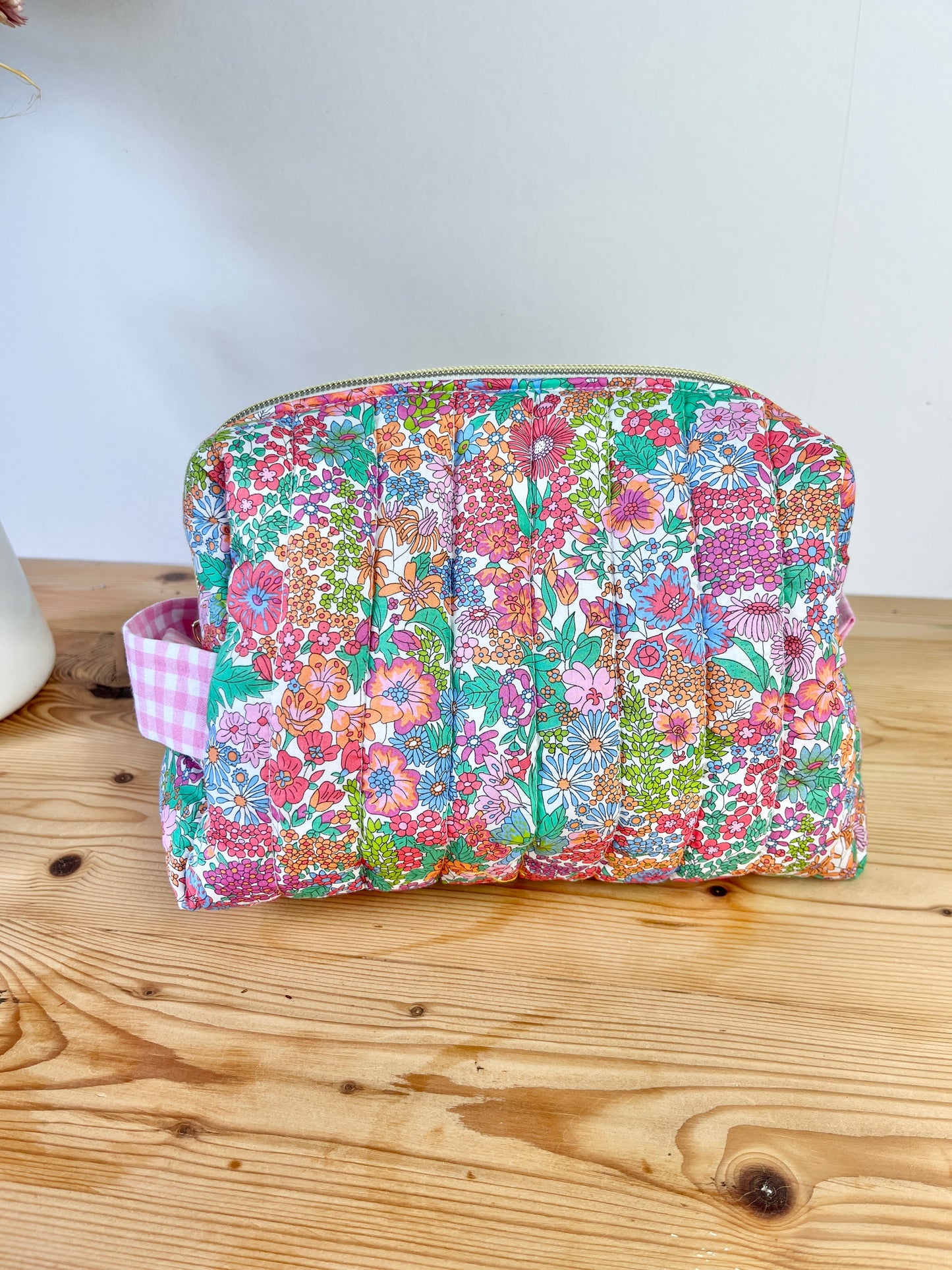 Colette la trousse de toilette matelassée et son noeud