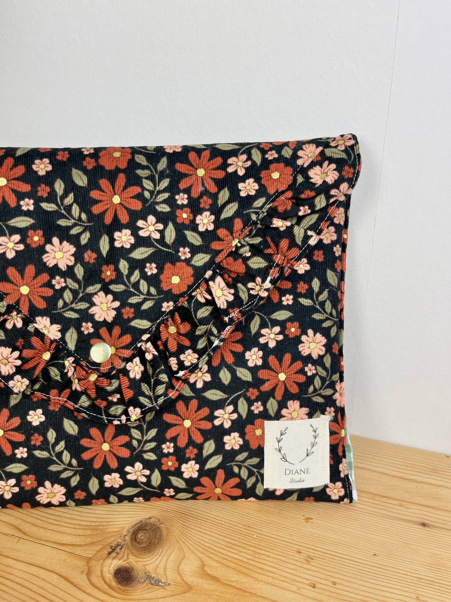 Pochette Charlotte taille M velours doré