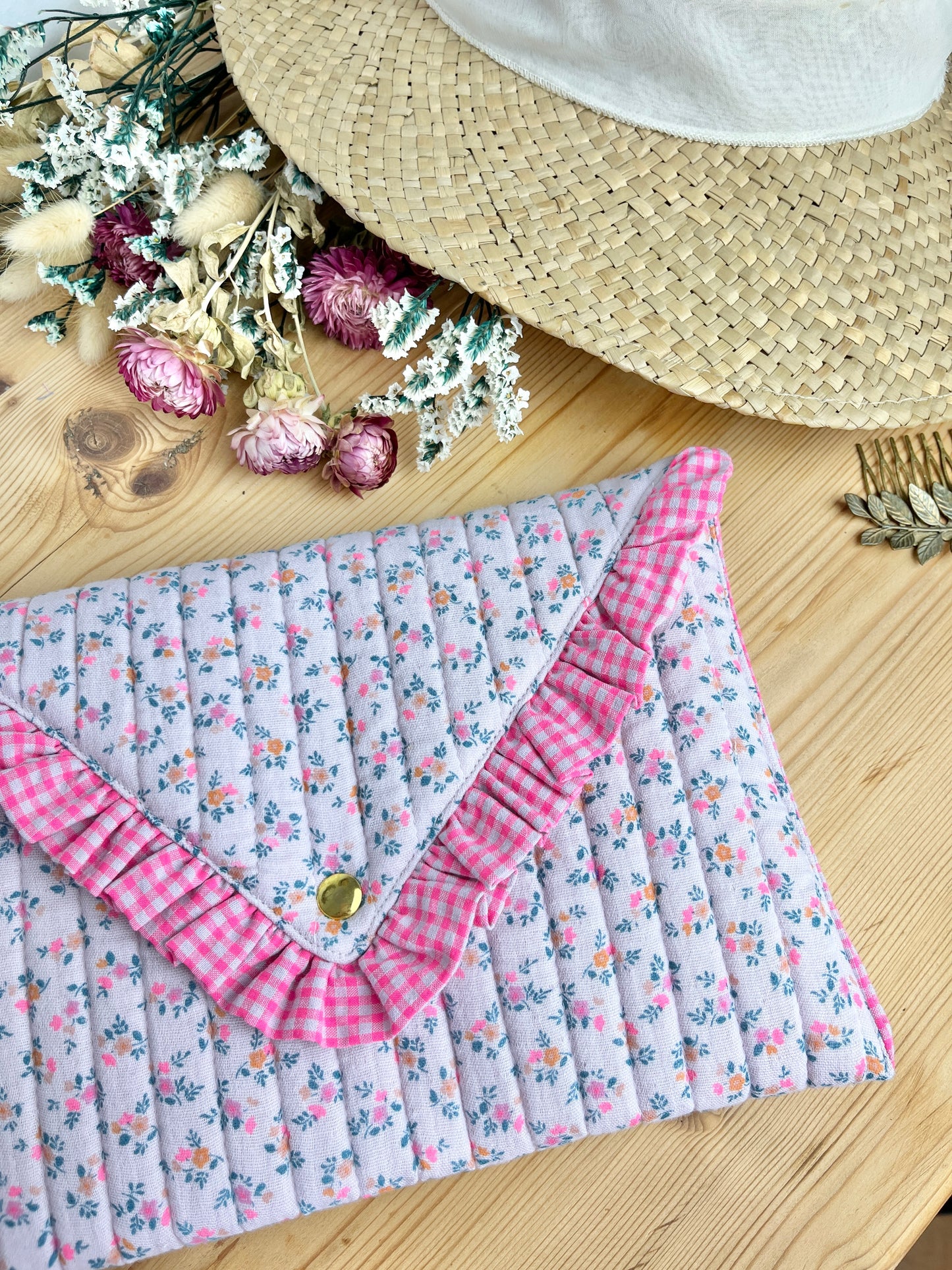 Pochette matelassée double gaze fleurie