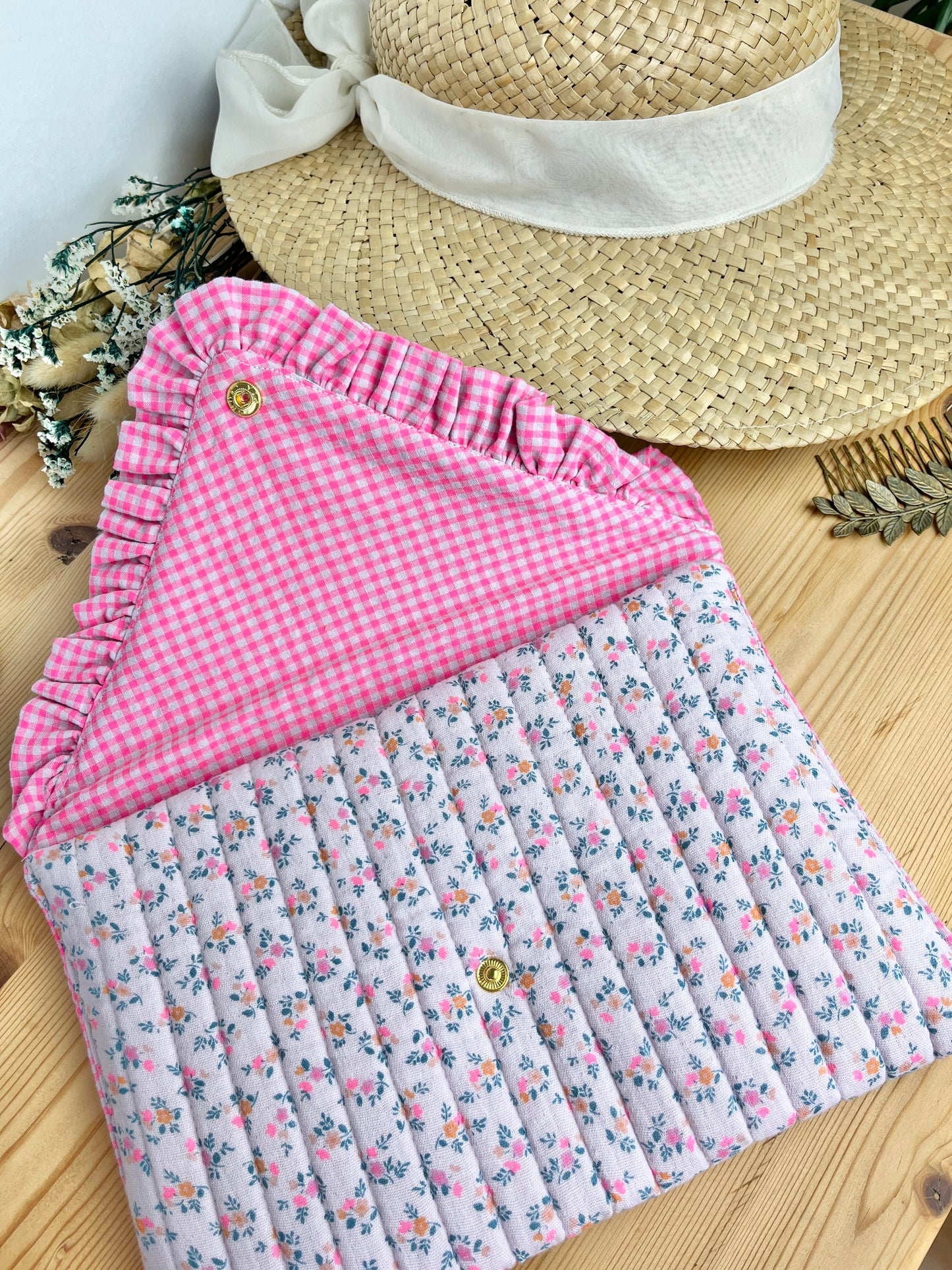 Pochette matelassée double gaze fleurie