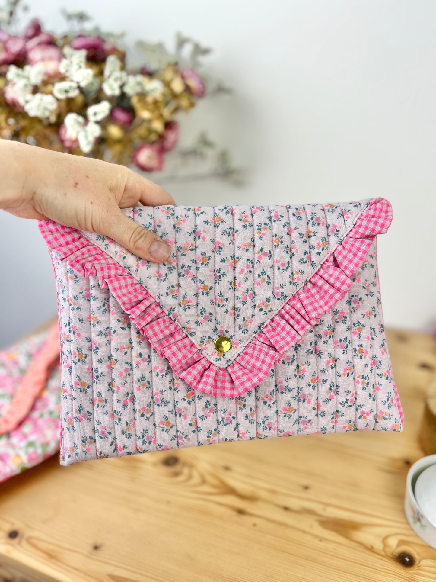 Pochette matelassée double gaze fleurie