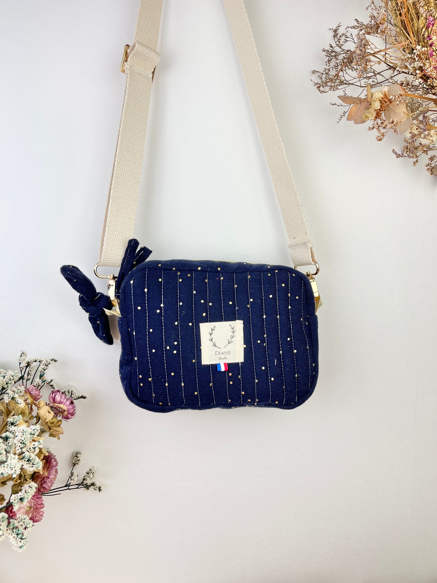 Le sac bandoulière Elisabeth gaze bleu nuit doré