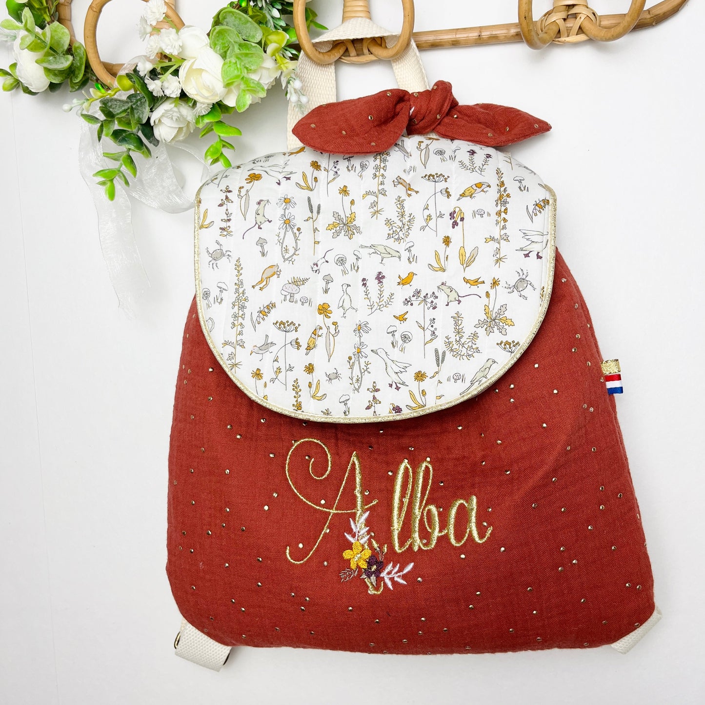 Le sac à dos enfant personnalisé Églantine Liberty théo gold et double gaze tomette doré