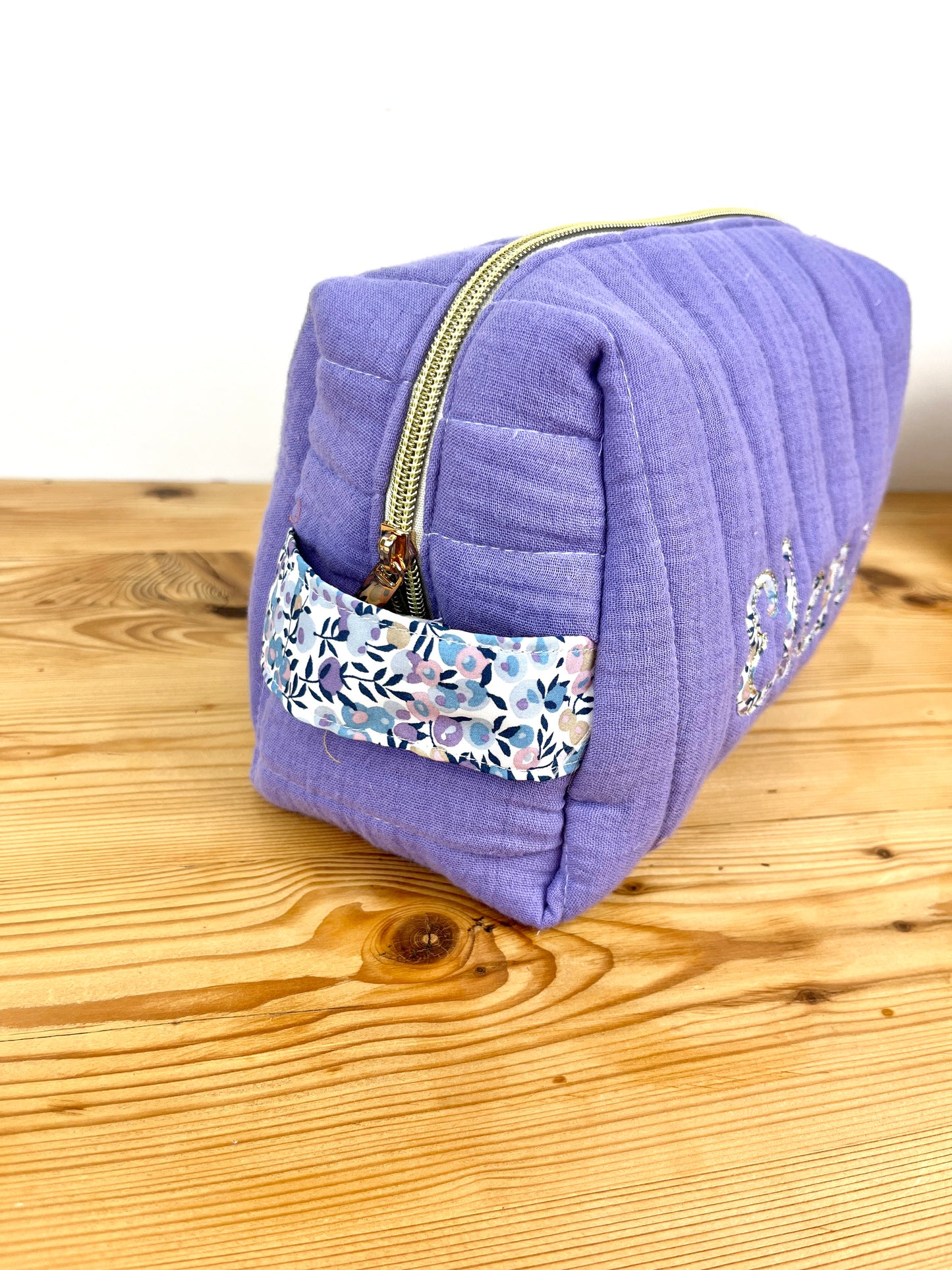 Trousse de toilette Lisette lilas et Liberty of London wiltshire