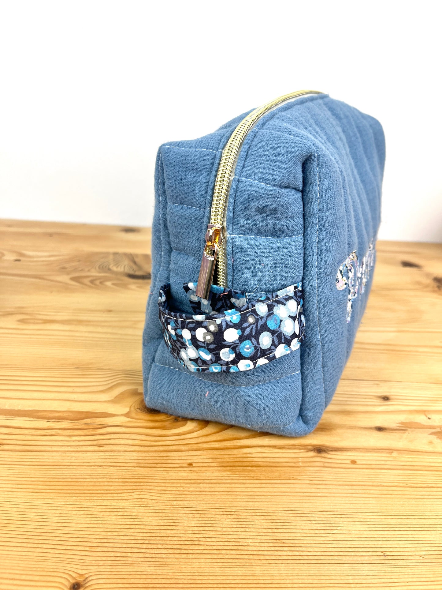 Trousse de toilette Lisette indigo et Liberty of London wiltshire