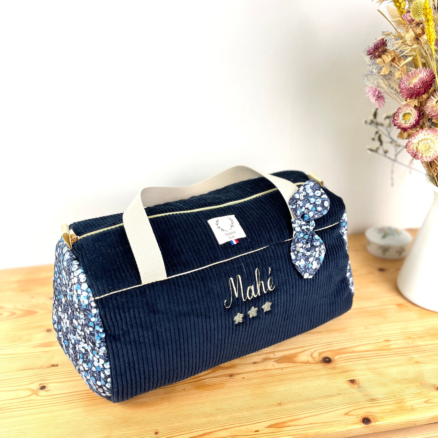 En stock : sac polochon Liberty brodé Mahé