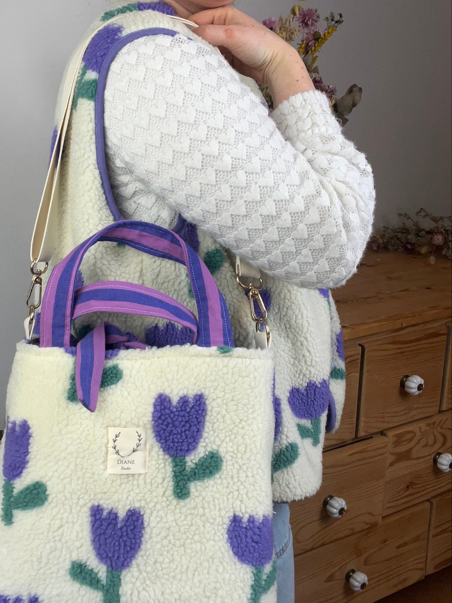 Le gilet Coraliane sherpa tulipes mauve -sur commande