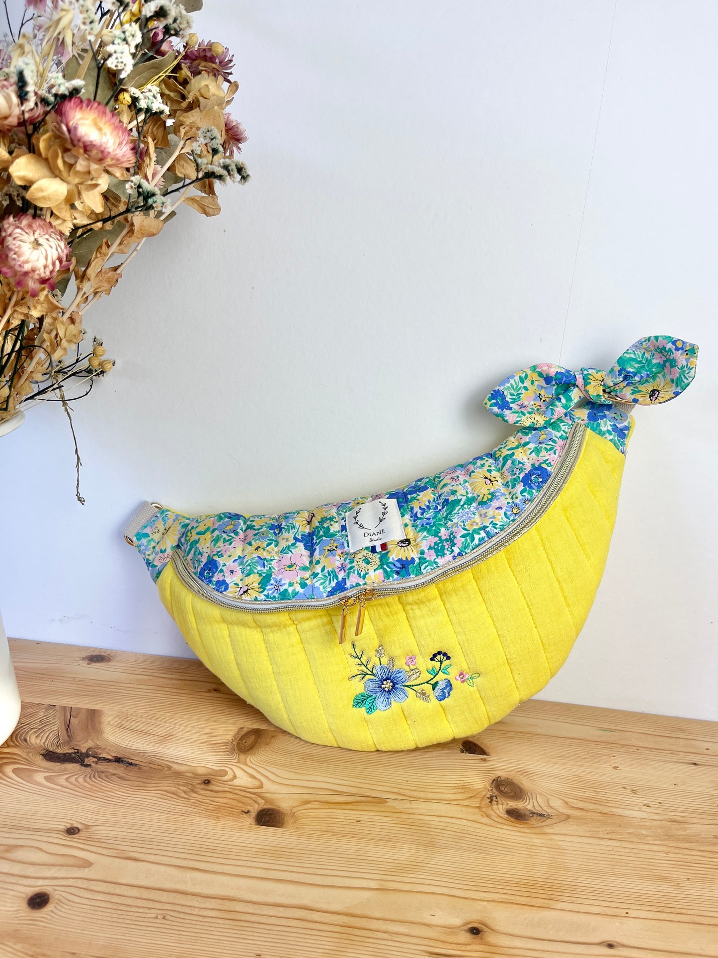 Le sac banane Eléonore Liberty of London Malvern et double gaze jaune