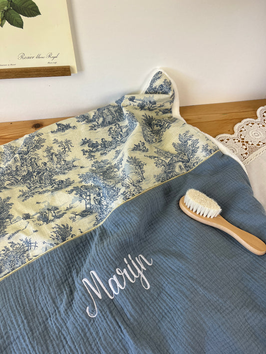 La couverture gaze et jouy bleu