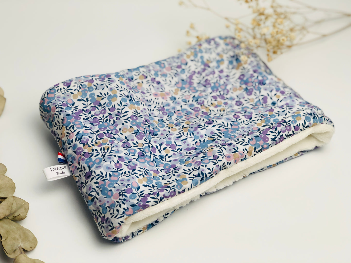 Le tour de cou Wiltshire lilas