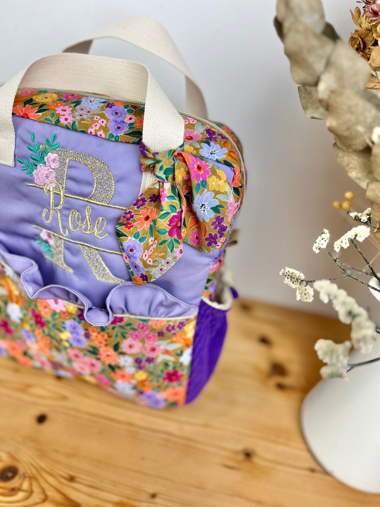 Le sac à dos enfant Ombeline gabardine lilas bloom mandarine velours violet