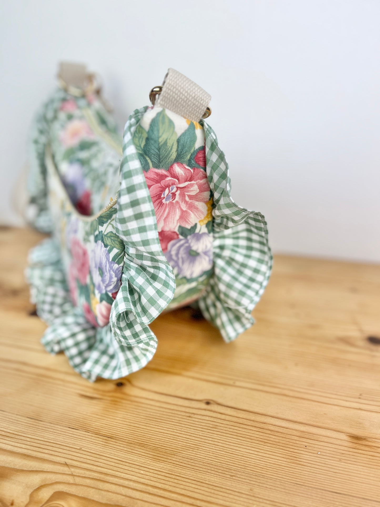 Milan le sac croissant motifs roses et vichy