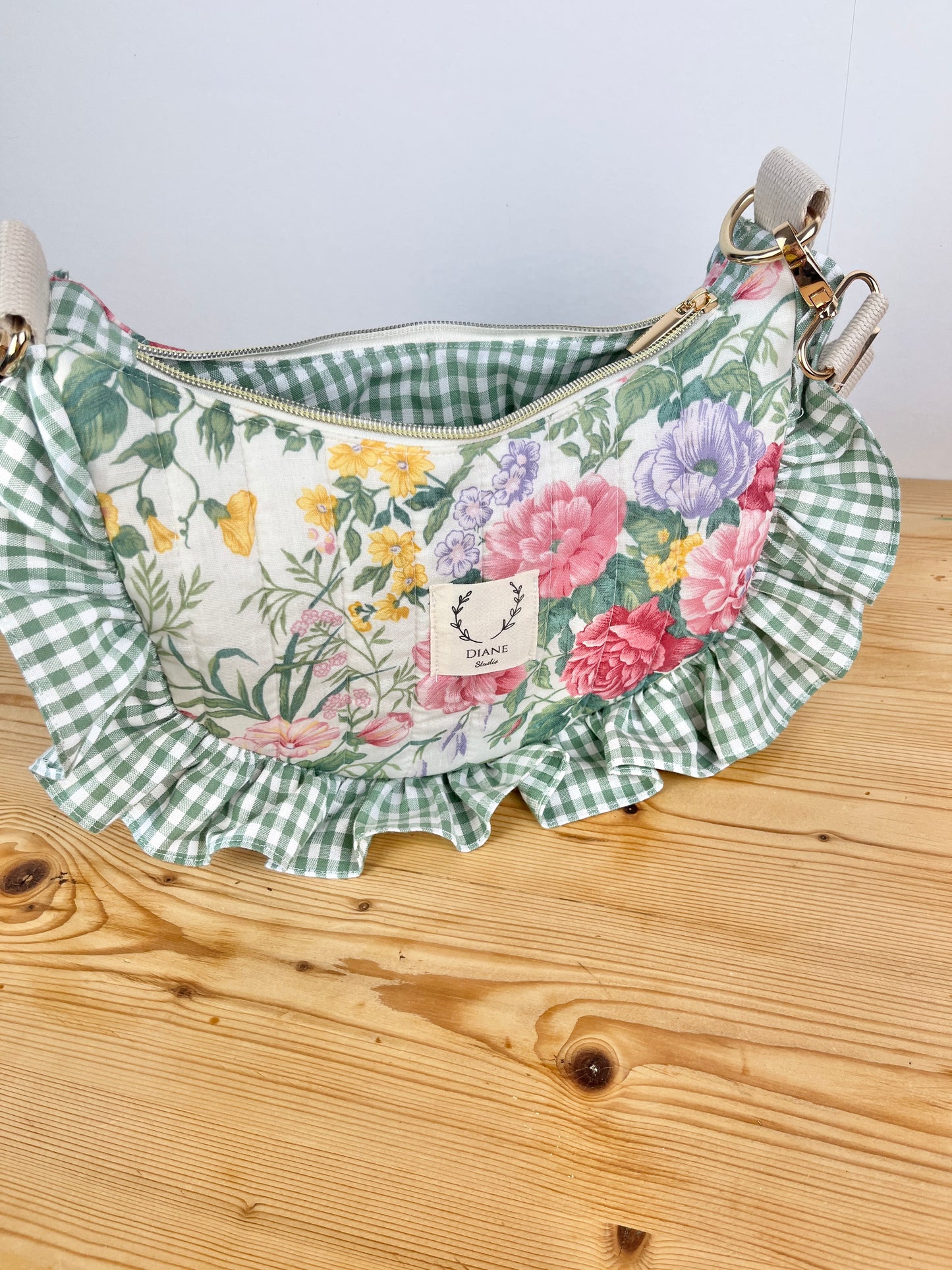 Milan le sac croissant motifs roses et vichy