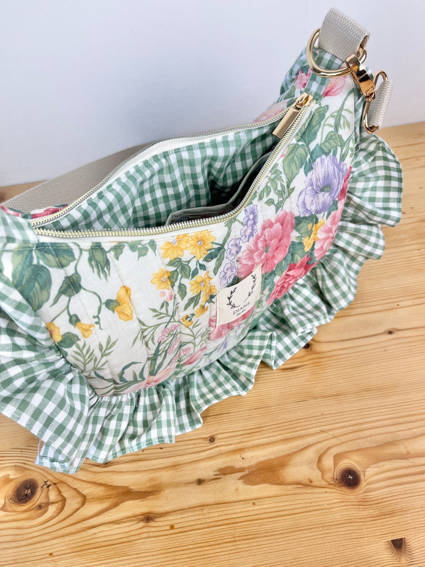 Milan le sac croissant motifs roses et vichy