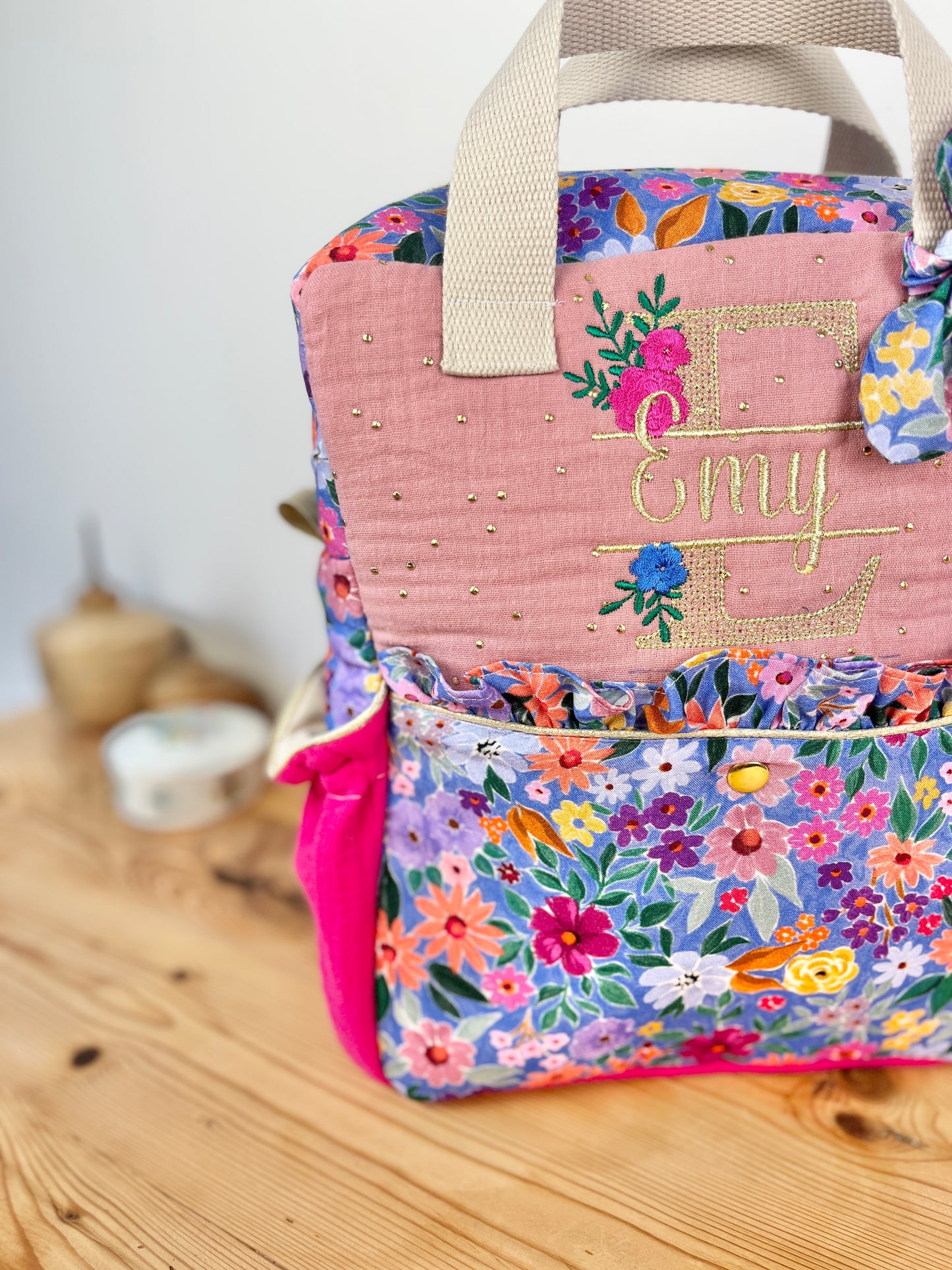 Le sac à dos enfant Ombeline personnalisé double gaze fushia et bloom