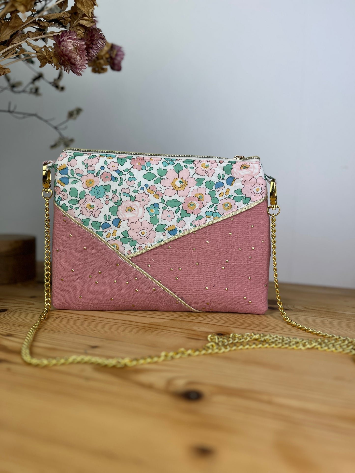 Le sac pochette Camille