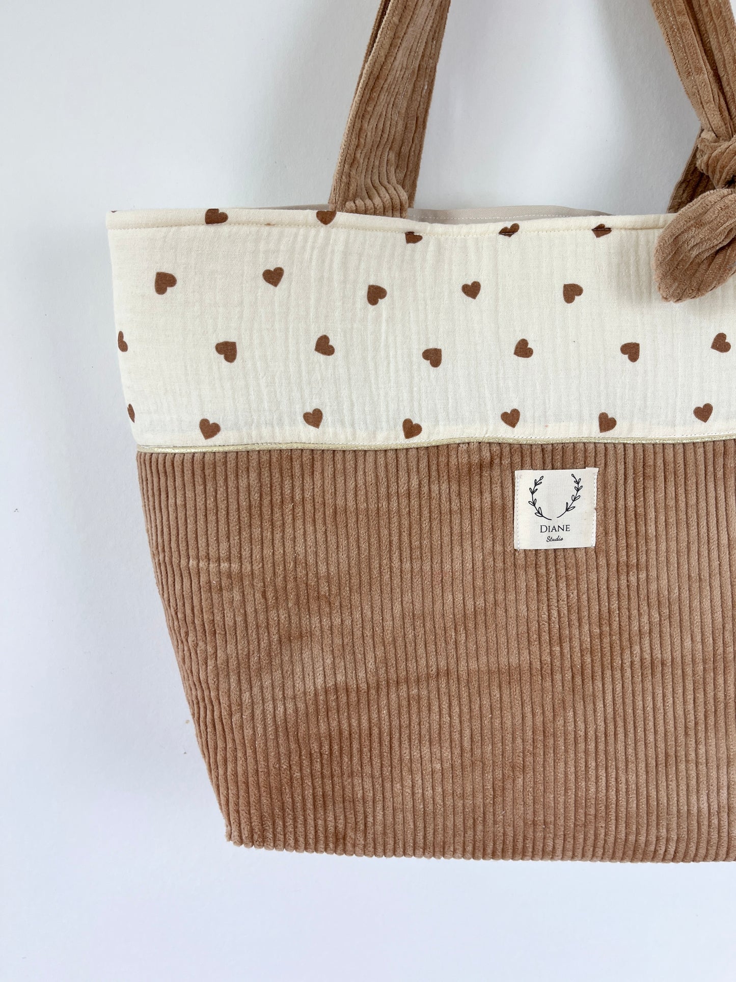 Le grand cabas Adélaïde velours camel et gaze coeur chocolat