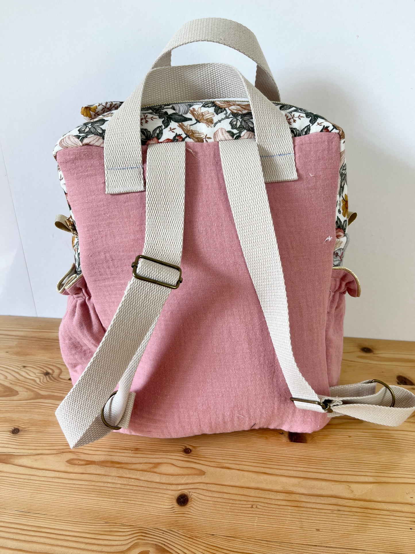 Le sac à dos enfant Ombeline double gaze rose thé et vintage
