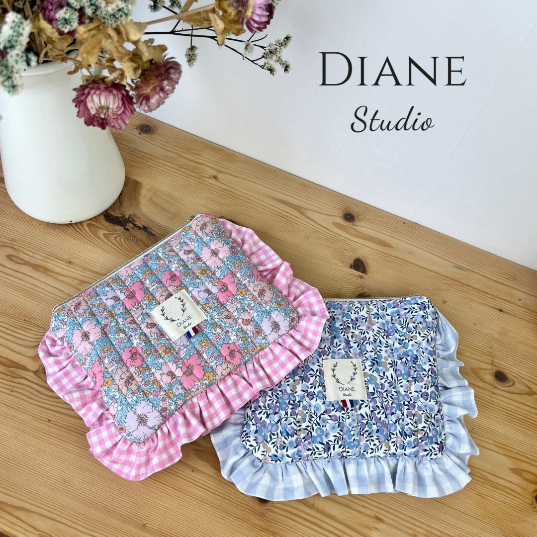 La pochette Jeanne à volants