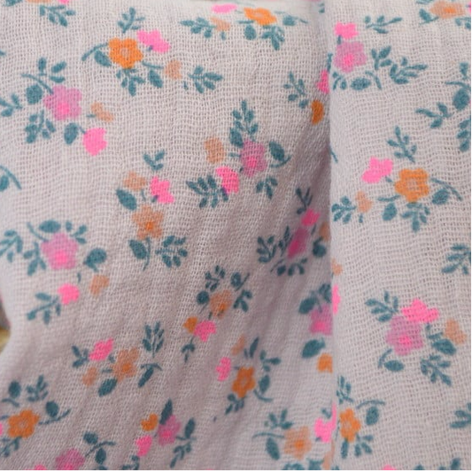 Gaze Santina touches fluo