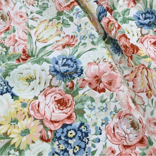 Roses fond crème - série limitée