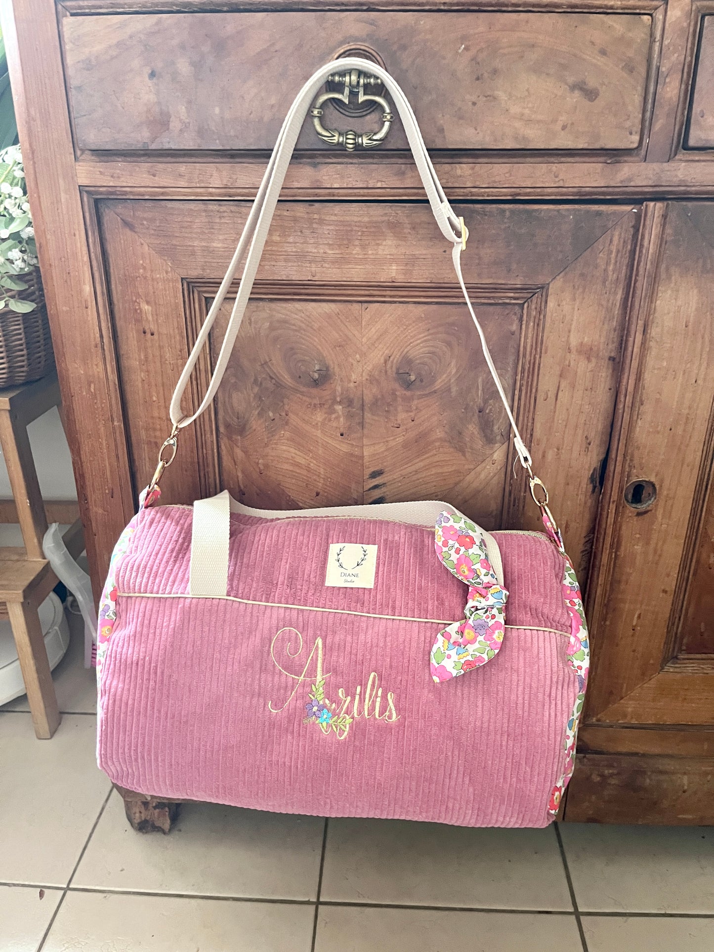 Louison le sac polochon enfant velours rose thé et Betsy fushia
