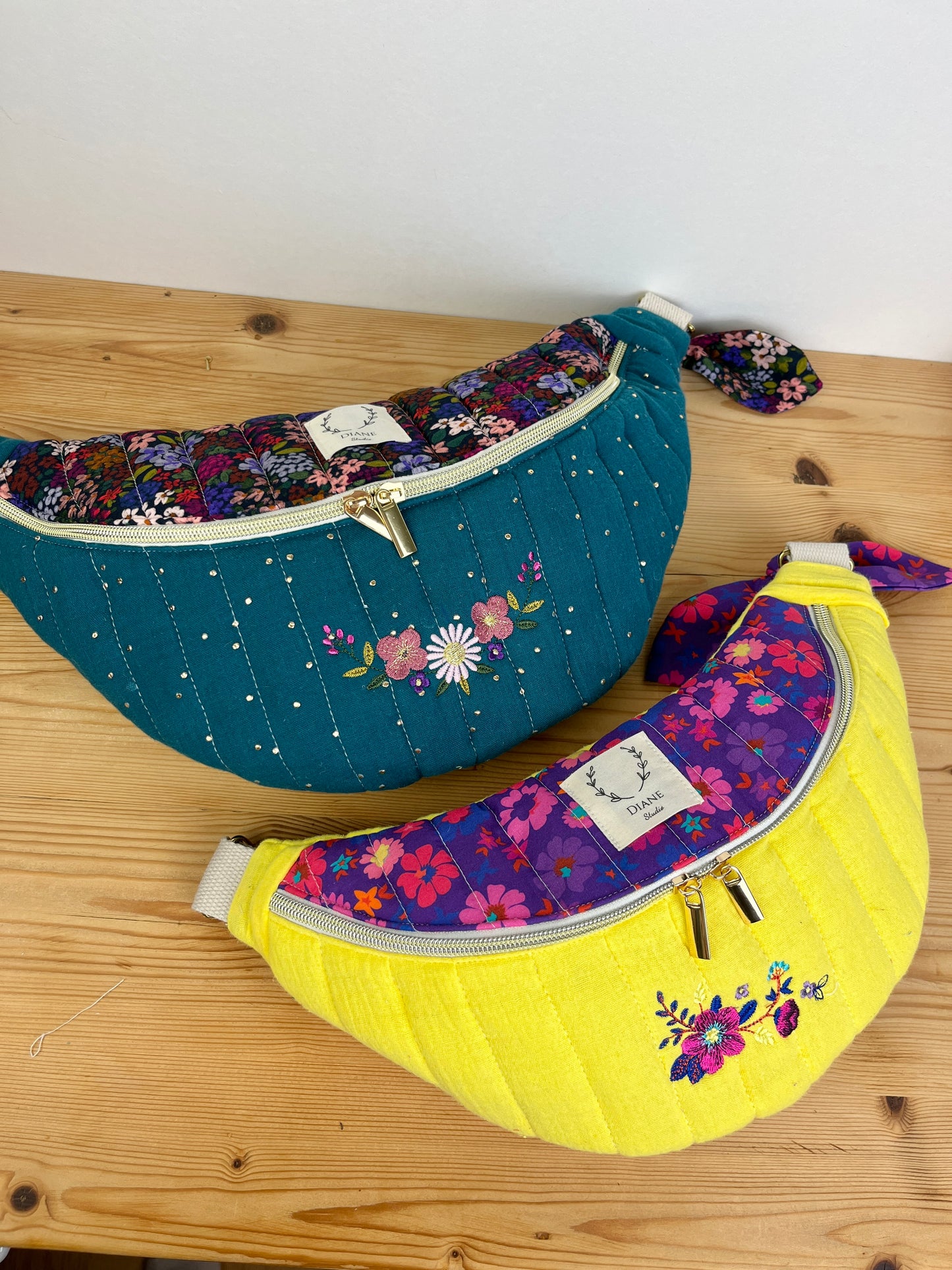 Le sac banane Eléonore doré enfant 100% personnalisable