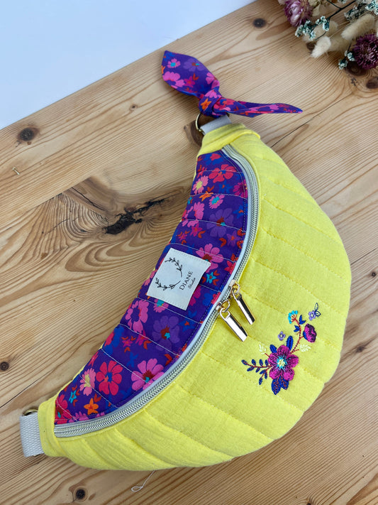 Le sac banane Eléonore matelassé léa violet et double gaze jaune