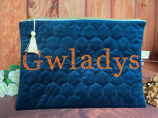 Babette la pochette plate souple velours marine prénom feuillage