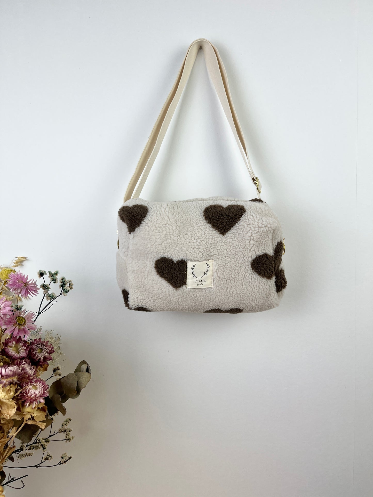 Prototype sac Colette souple en sherpa coeur chocolat