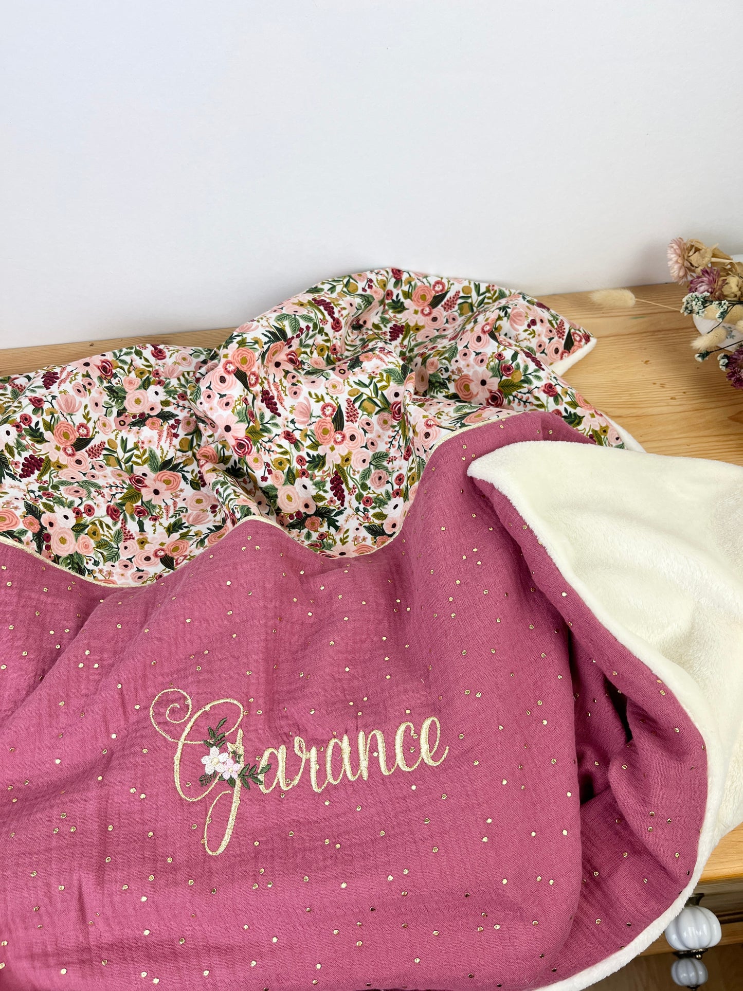 La couverture gaze  bois de rose et garden party