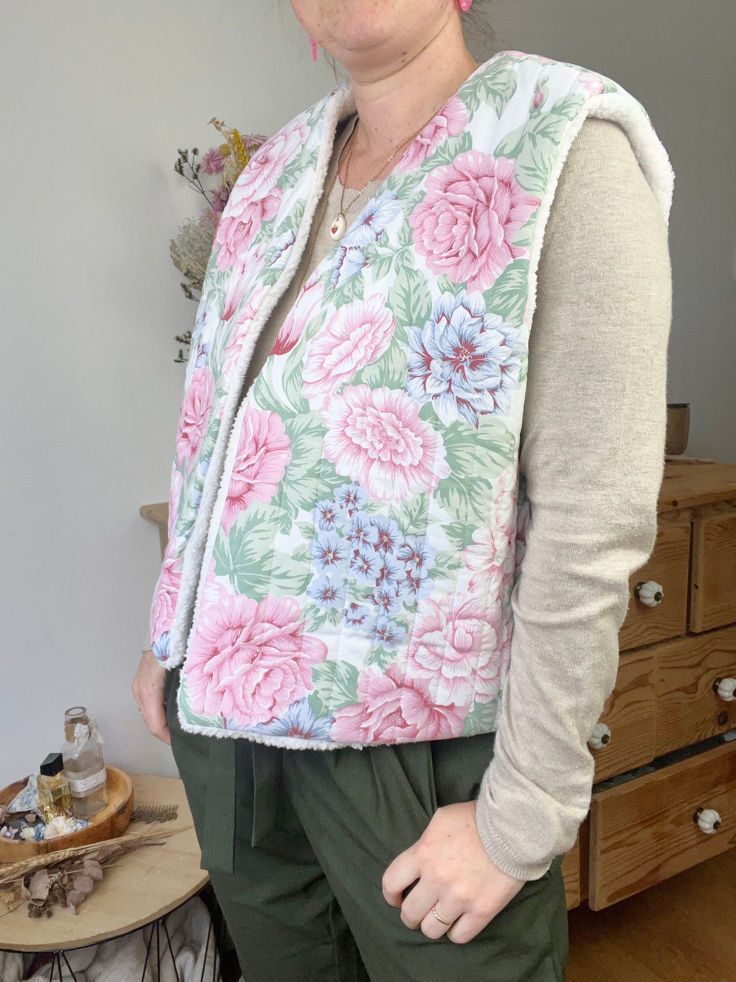 Le gilet Albane roses vintage
